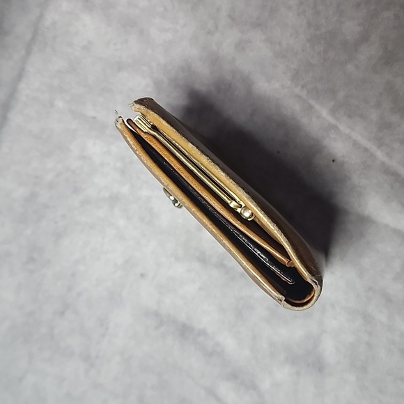 Celine Gold Doorknocker Mustard Yellow Kisslock Compact Snap Wallet - Picture 6 of 10